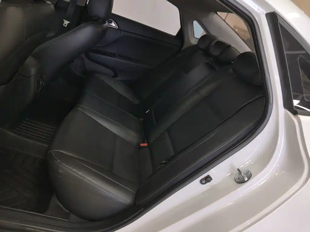 Hyundai Mistra — миниатюра 17