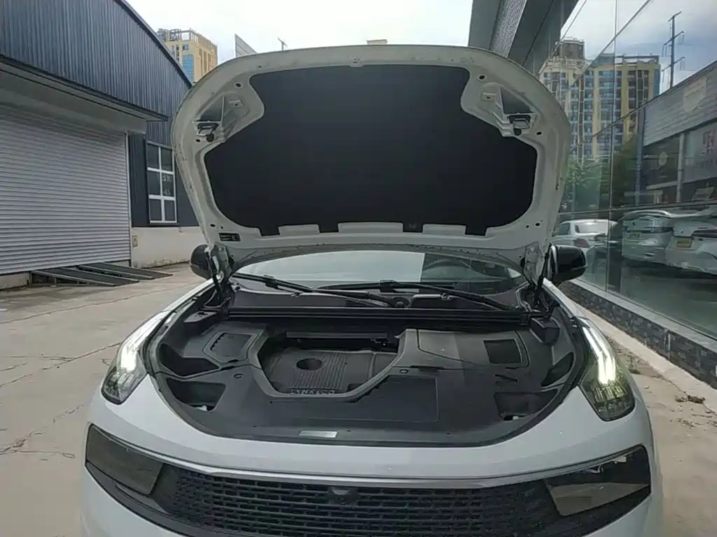 Lynk & Co 01 — миниатюра 20