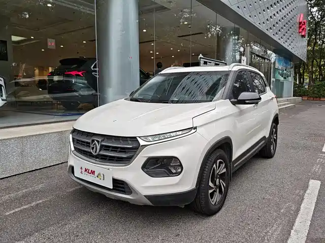 BAOJUN 510 2018
