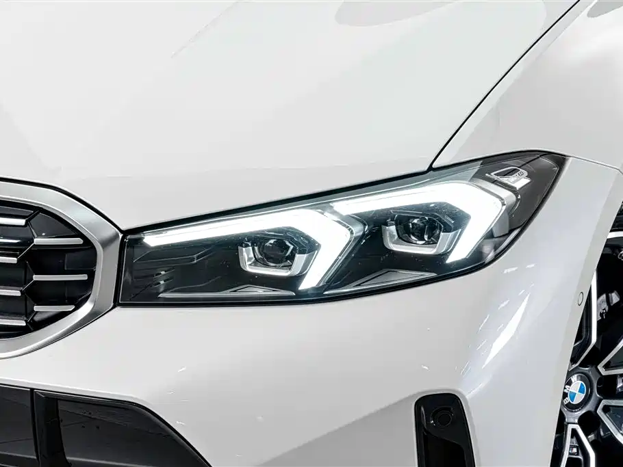 BMW 3 Series — миниатюра 4