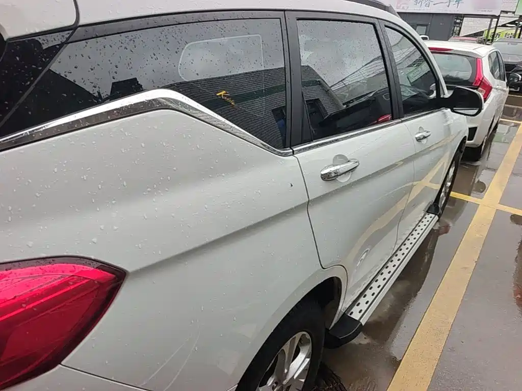 Haval M6 — миниатюра 7