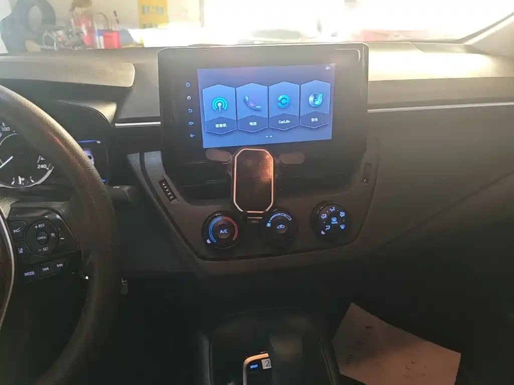 Toyota Corolla — миниатюра 13
