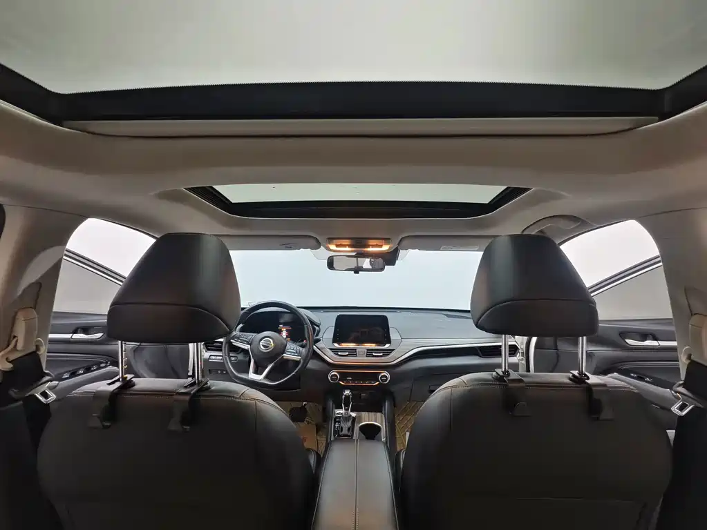 Nissan Teana — миниатюра 10