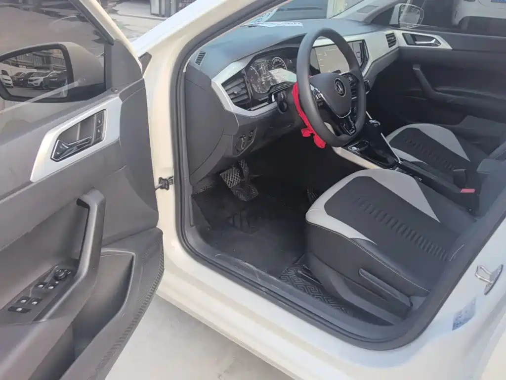 Volkswagen Polo — миниатюра 16