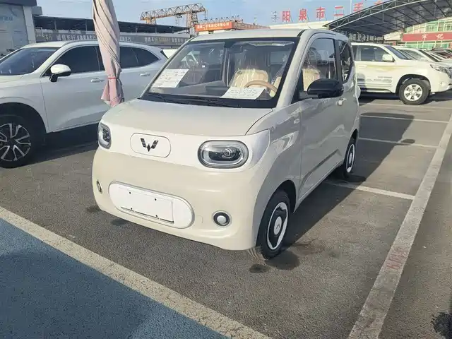 WULING AUTOMOBILE HONGGUANG MINIEV 2025