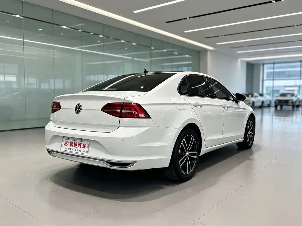 Volkswagen Lamando — миниатюра 11