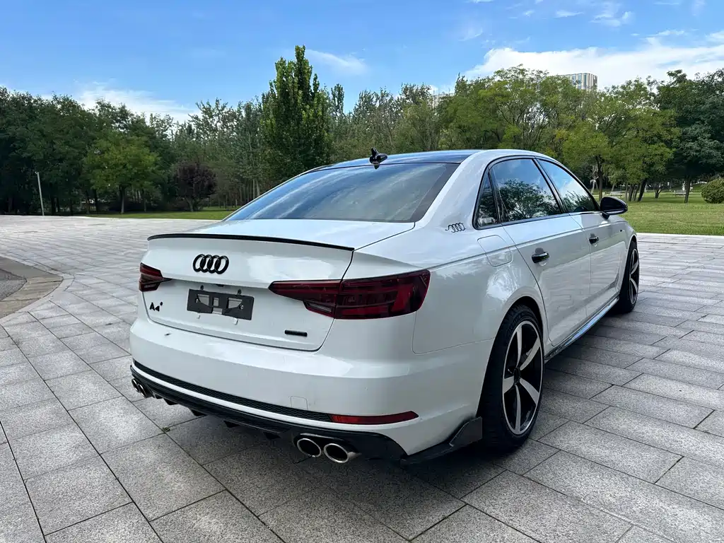 Audi A4L — миниатюра 5