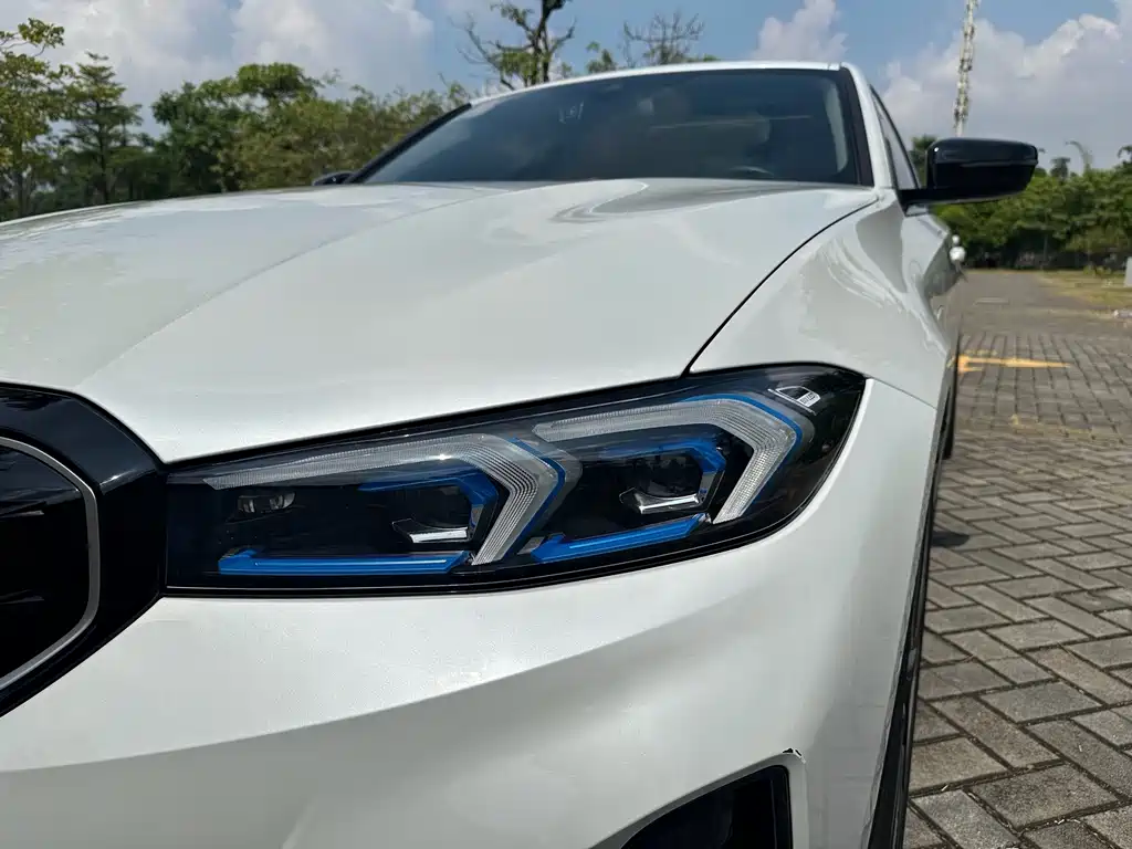 BMW i3 — миниатюра 23
