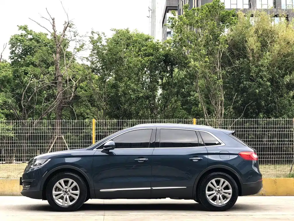 Lincoln MKX — миниатюра 13
