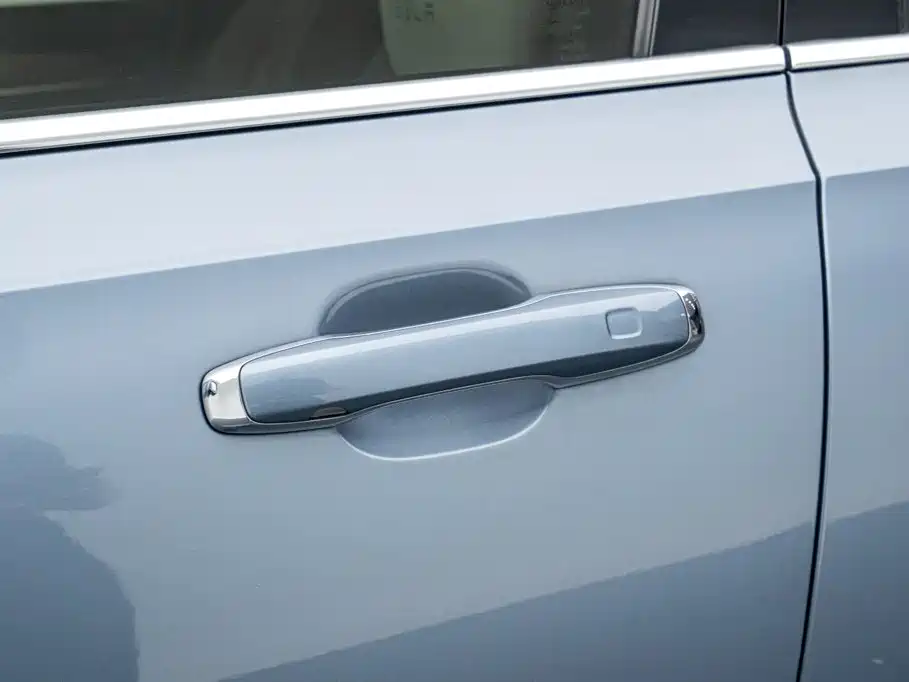 Volvo S90 — миниатюра 23