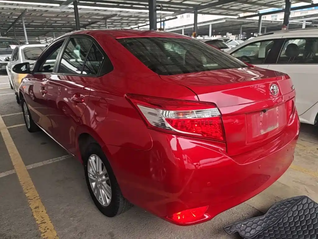Toyota Vios — миниатюра 5