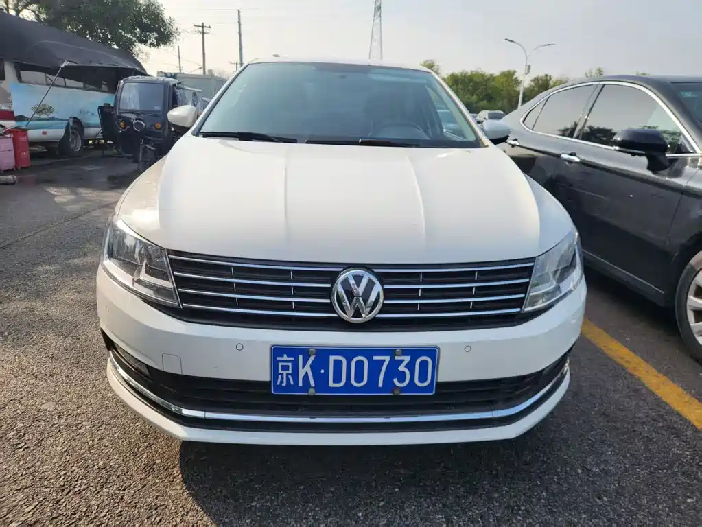 Volkswagen Lavida — миниатюра 2