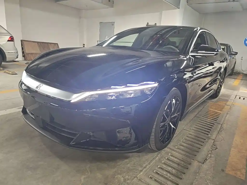 BYD Han — миниатюра 2