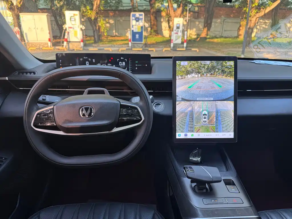 Changan Yida — миниатюра 9
