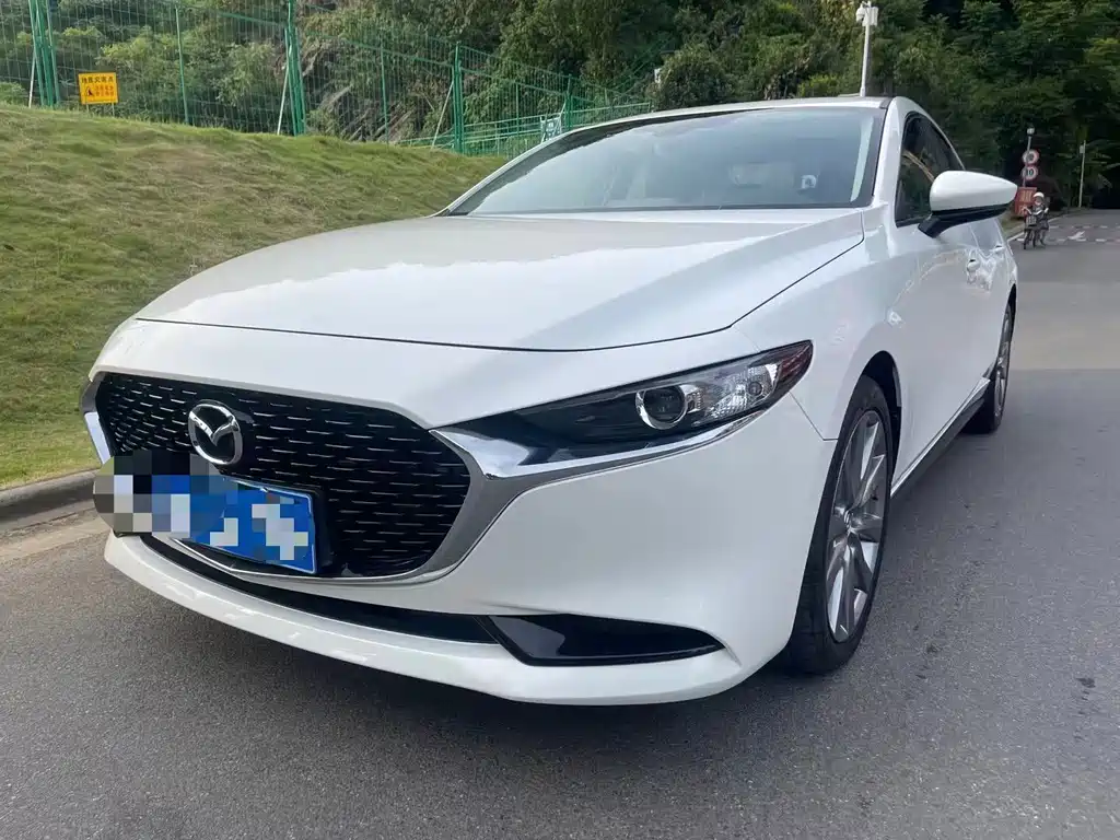 MAZDA 3 ANGKESAILA