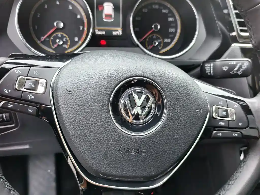 Volkswagen Tiguan L — миниатюра 15