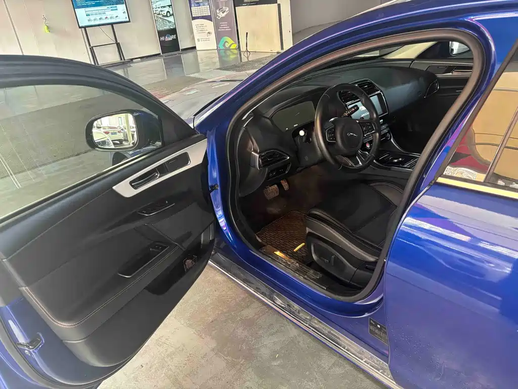 Jaguar XEL — миниатюра 4