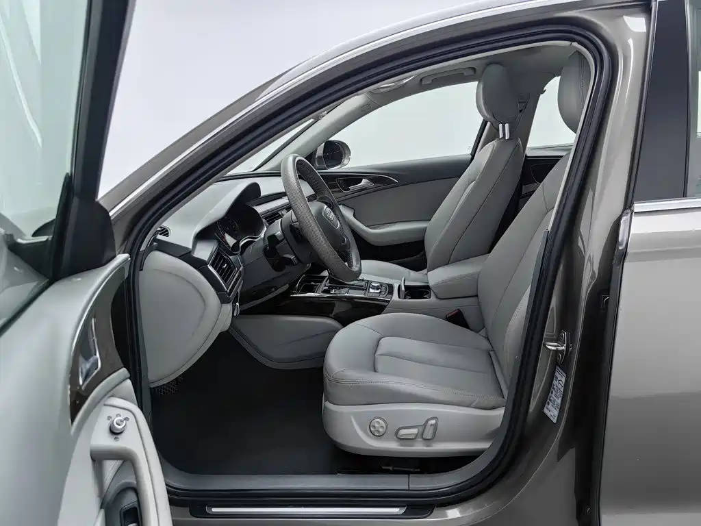 Audi A6L — миниатюра 10
