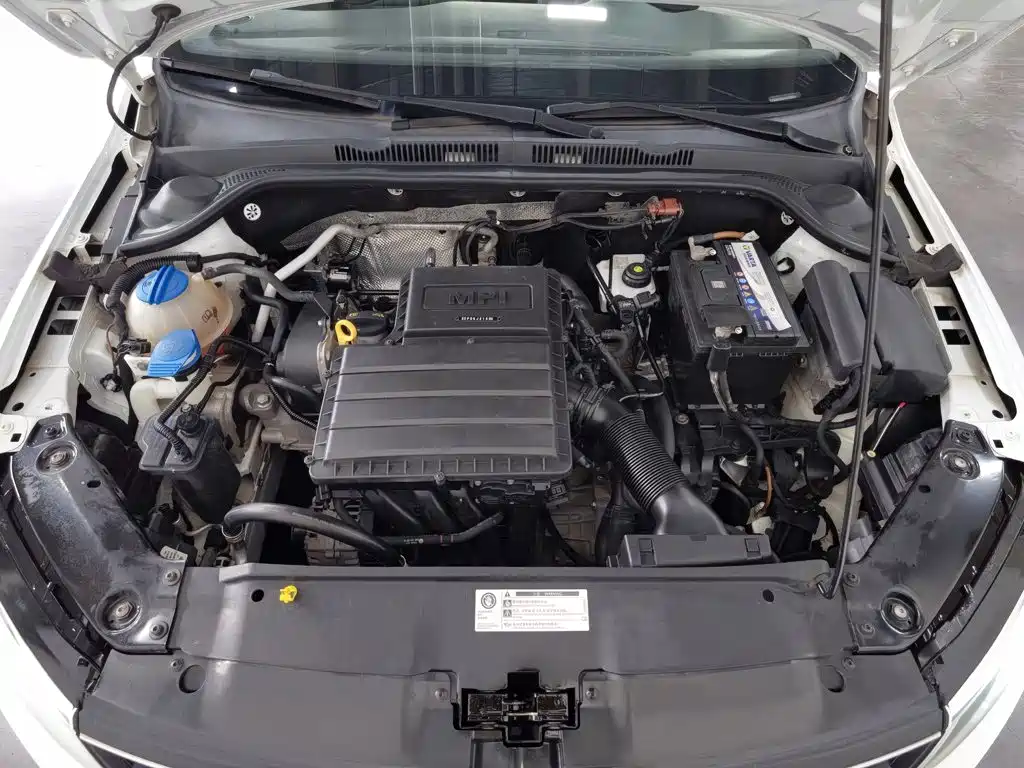 Volkswagen Sagitar — миниатюра 6