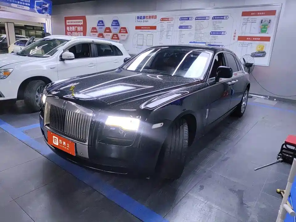 Rolls-Royce Ghost — миниатюра 3