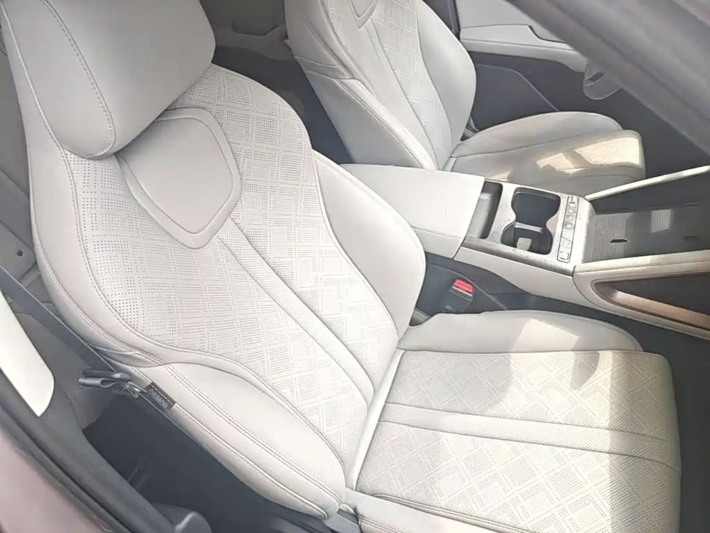 BYD Yuan UP — миниатюра 25