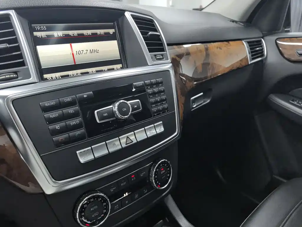 Mercedes-Benz M 2012 ML 350