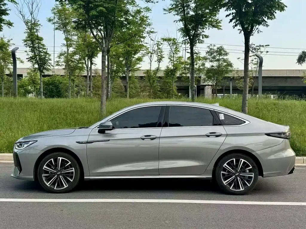 Chery Arrizo 8 PRO — миниатюра 3