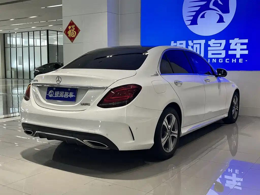 Mercedes-Benz C-Class — миниатюра 15