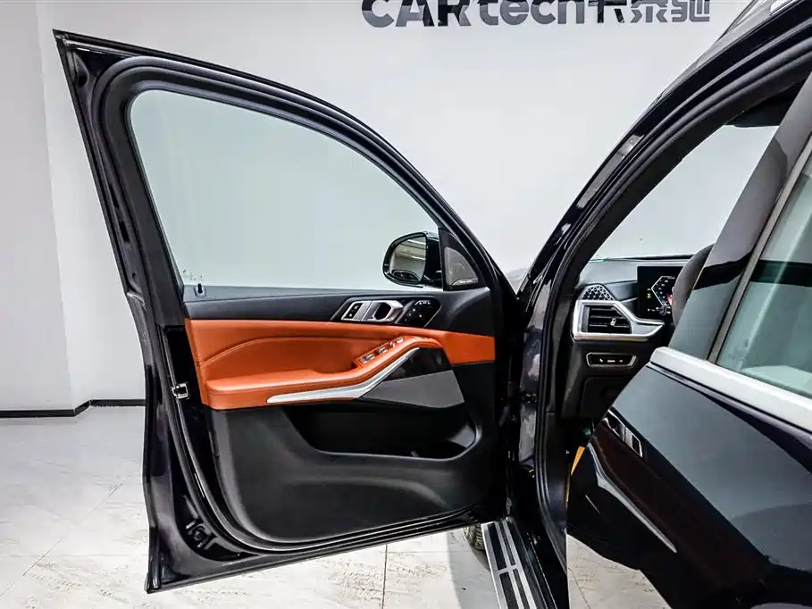 BMW X7 2023 xDrive40i Premium Luxury