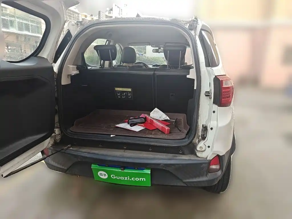 BYD Yuan — миниатюра 10