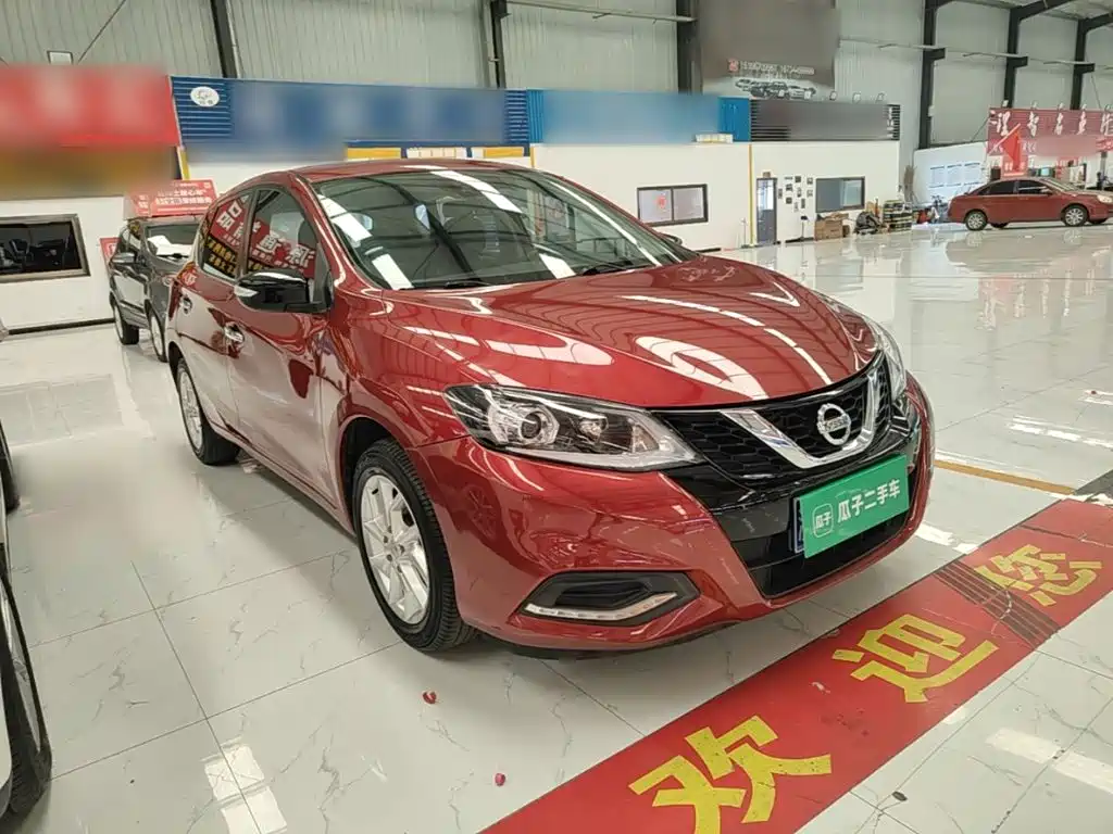 Nissan Tiida — миниатюра 4
