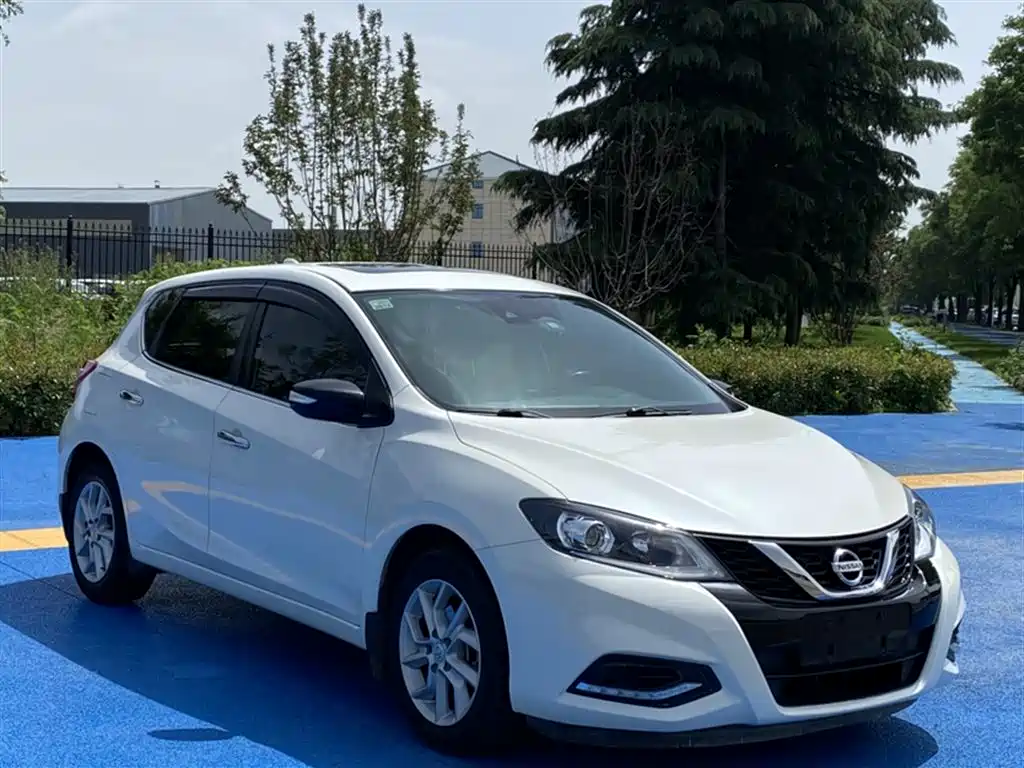 Nissan Tiida 2021 1.6L CVT