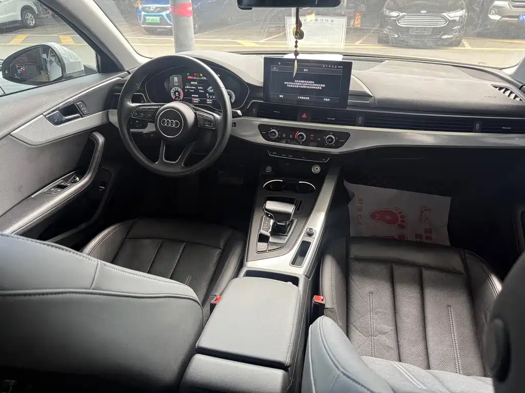 Audi A4L 2020 40 TFSI Luxury