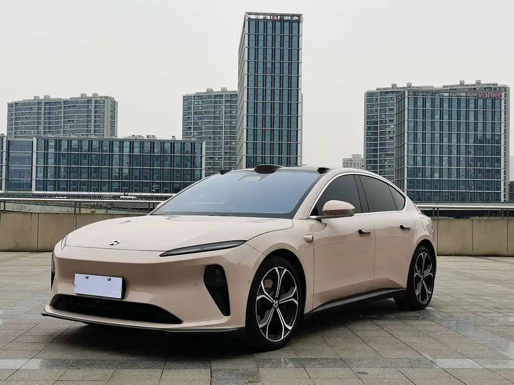 NIO NIO ET5