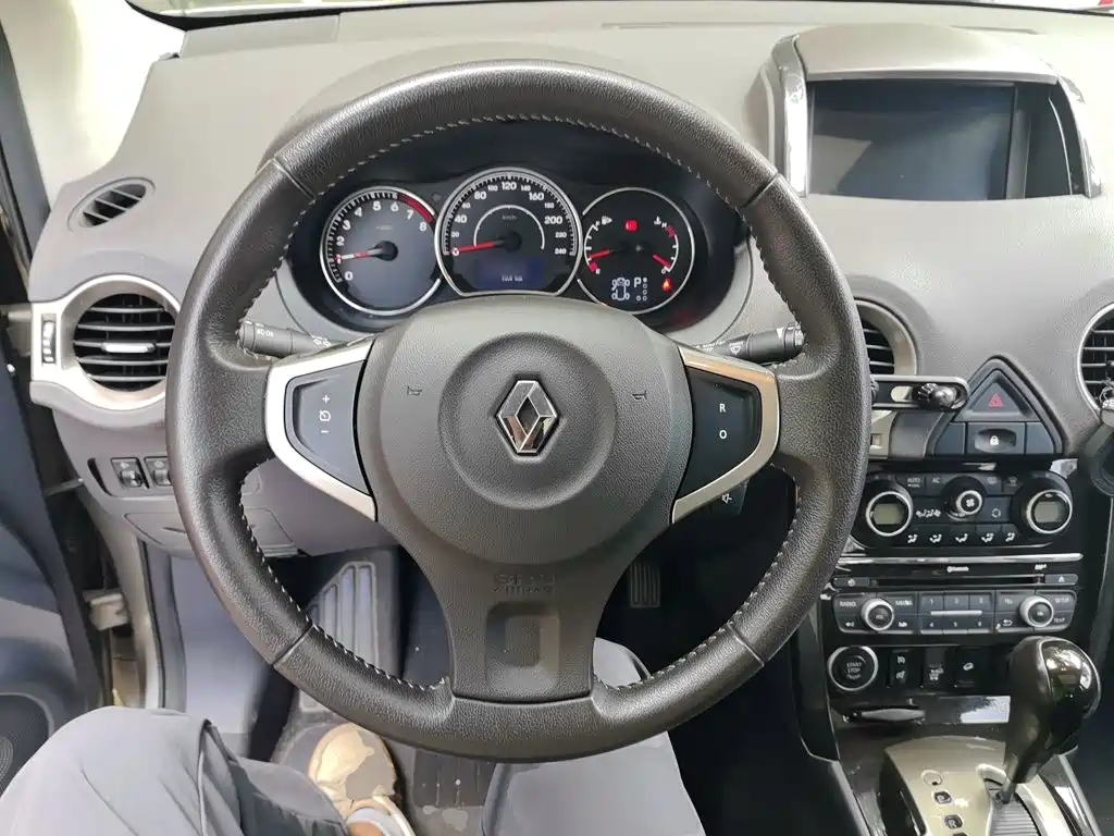 Renault Koleos (Import) — миниатюра 11
