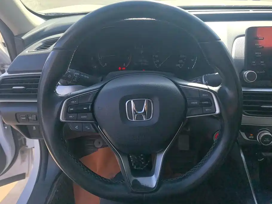 Honda Accord — миниатюра 15