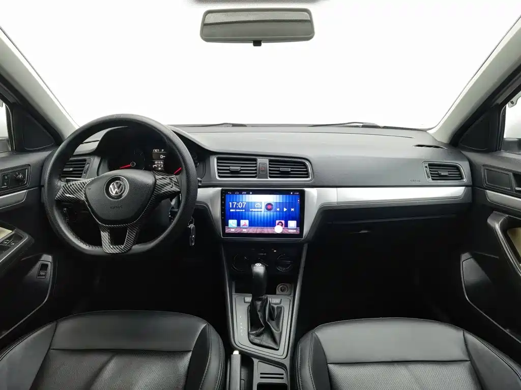 Volkswagen Lavida — миниатюра 5
