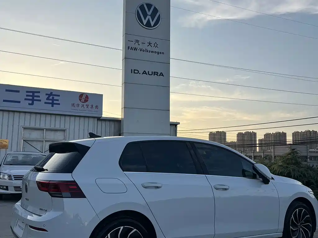 Volkswagen Golf — миниатюра 10