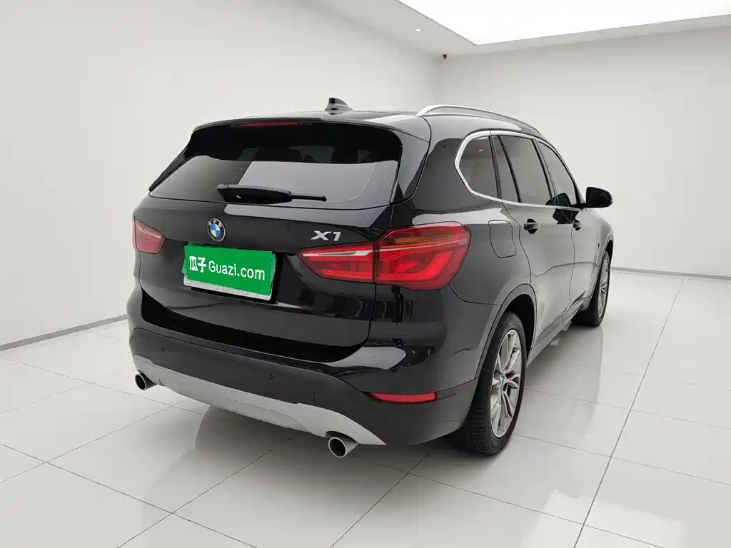 BMW X1 — миниатюра 6