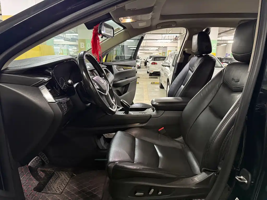 Cadillac XT5 — миниатюра 7