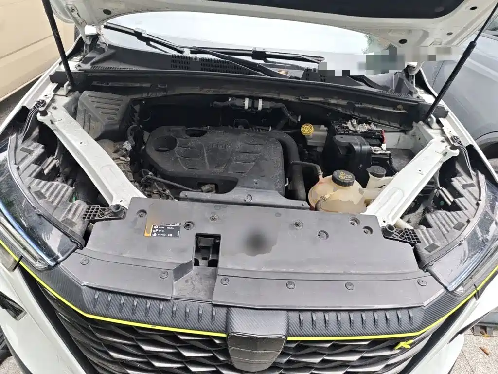 Roewe RX5 — миниатюра 21