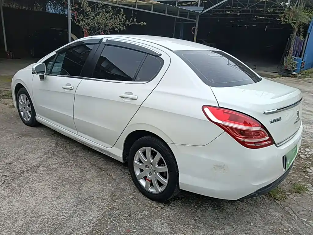 Peugeot 308 — миниатюра 5