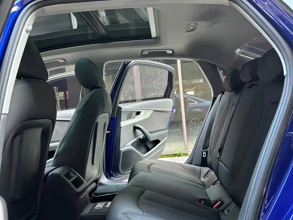 Audi A4L — миниатюра 5