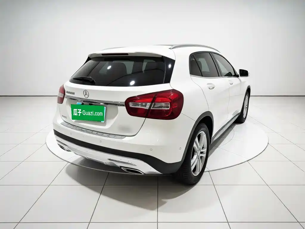 Mercedes-Benz GLA — миниатюра 5