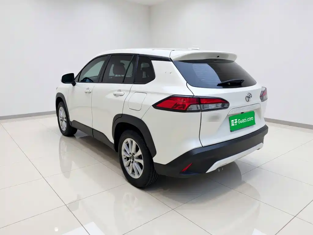 Toyota Corolla Cross — миниатюра 4