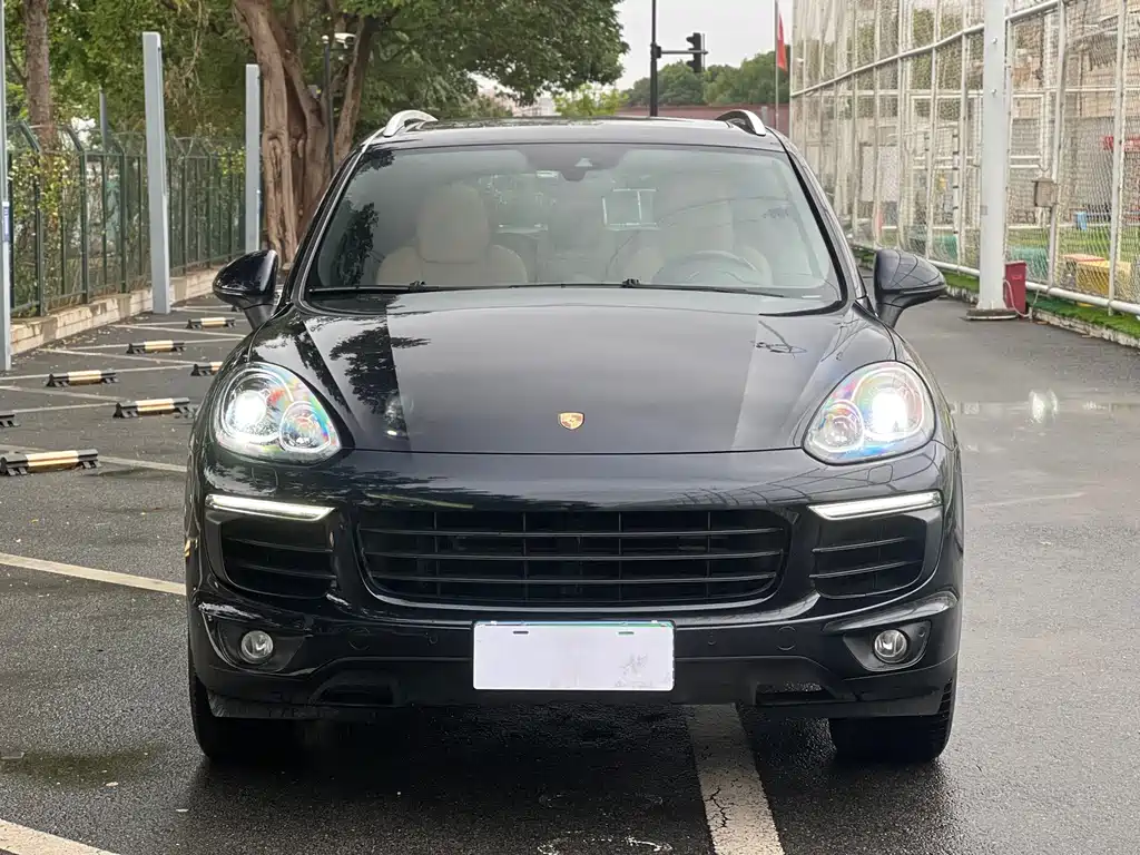 Porsche Cayenne — миниатюра 2