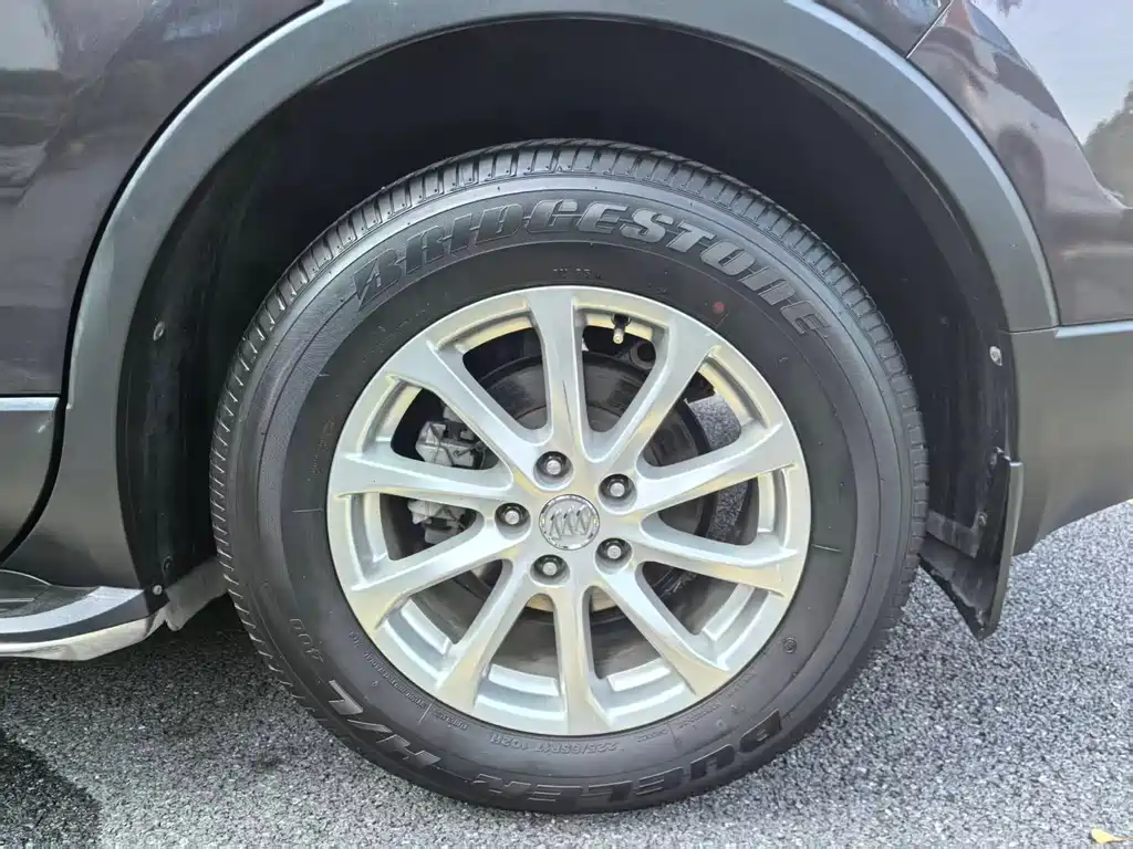 Buick Envision Plus — миниатюра 8