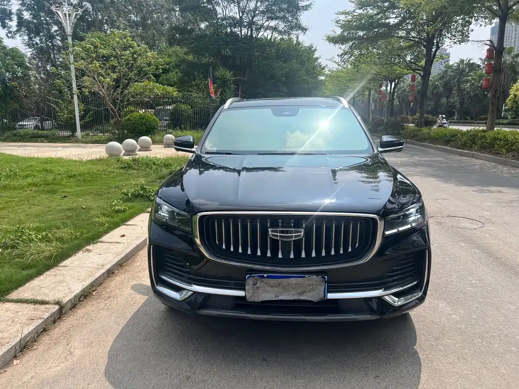 Geely Xingyue L — миниатюра 2