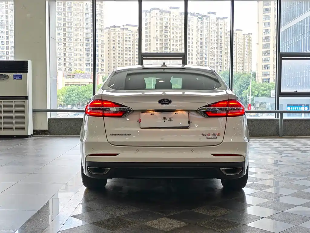 Ford Mondeo — миниатюра 13
