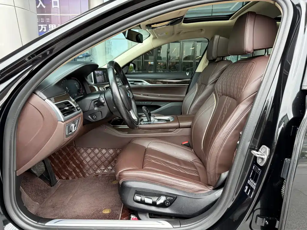 BMW 7 Series 7 2021 730Li Luxury